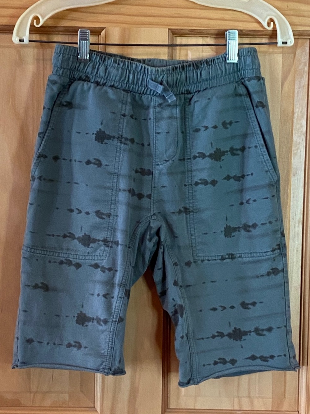 Tea Collection Boy's Cargo Dark Green Shorts Size 16